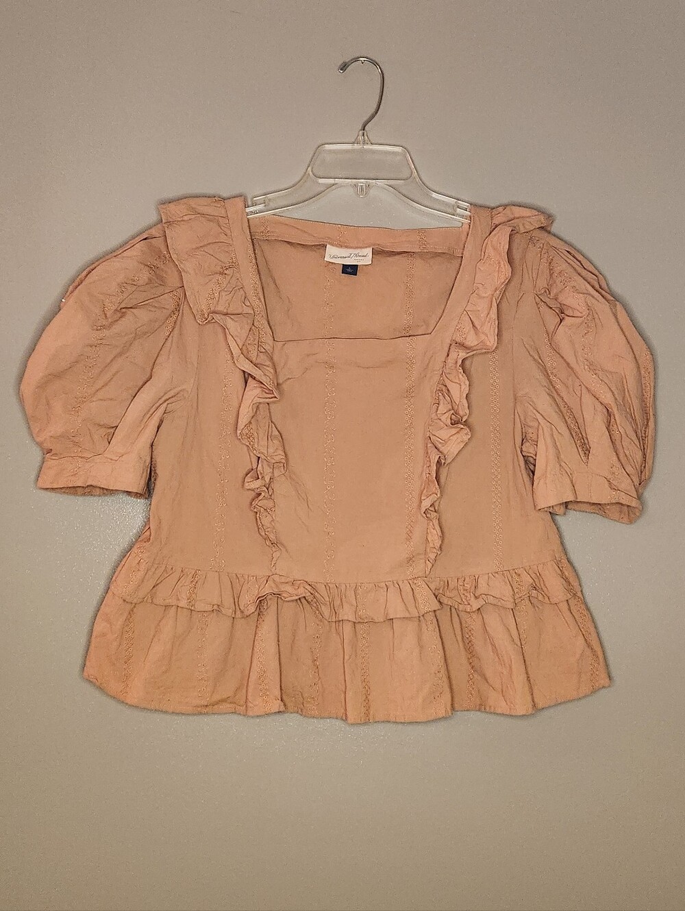 Universal Threads Peach Ruffled Square-Neck Blouse Size Large